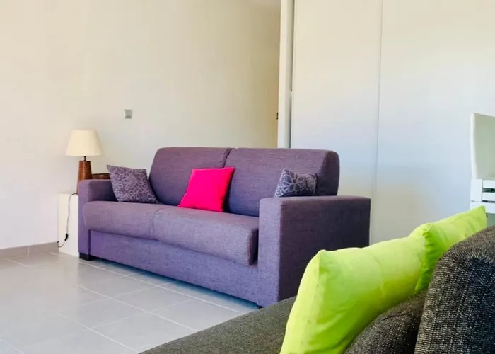 Near The Marina Of Vecchio Apartment *